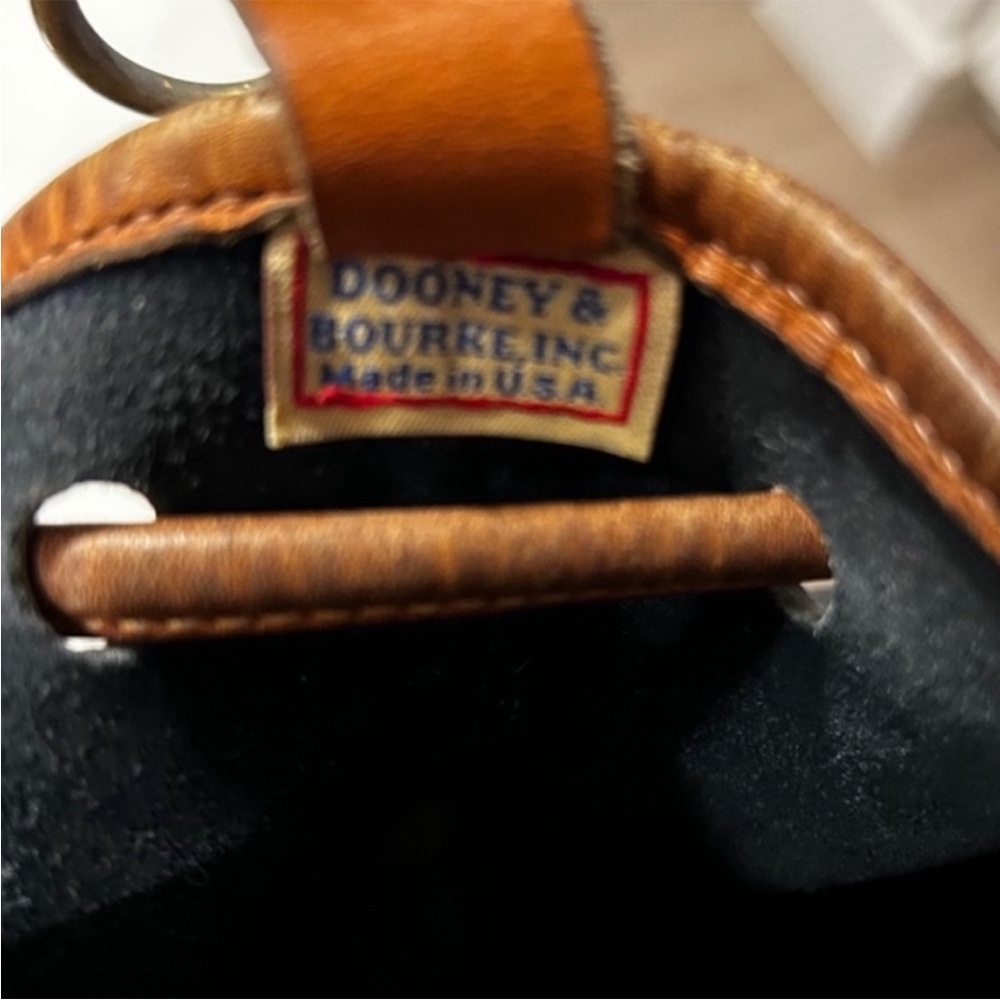 Vintage Dooney & Bourke Navy Blue & Tan Leather Drawstring
Bucket Bag - Picture 6 of 6